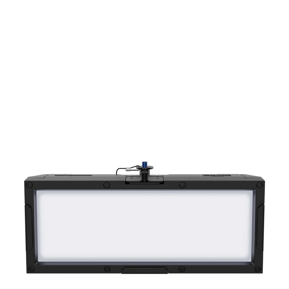Chauvet Professional onAir Panel Min IP: kompakt IP65 LED softlys for broadcast og utendørs. 40 RGB + 40 varmhvit LED, CRI 95, 2800–8000 K, batterikompatibel.