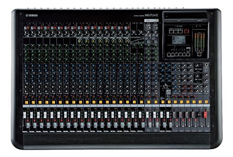 Yamaha MGP24X mixer