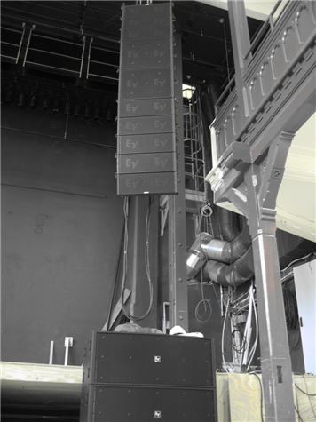 Electro-Voice XCS312 subwoofer